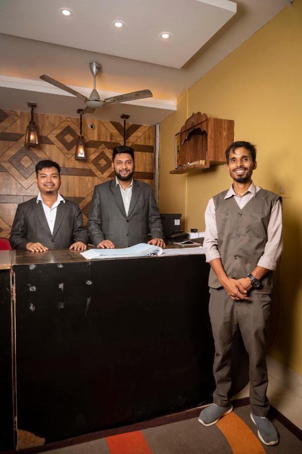 Gs Residency Hotel Guwahati Bagian luar foto