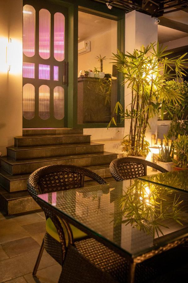 Gs Residency Hotel Guwahati Bagian luar foto