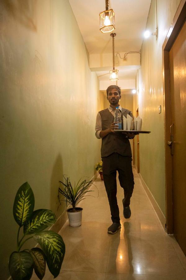 Gs Residency Hotel Guwahati Bagian luar foto